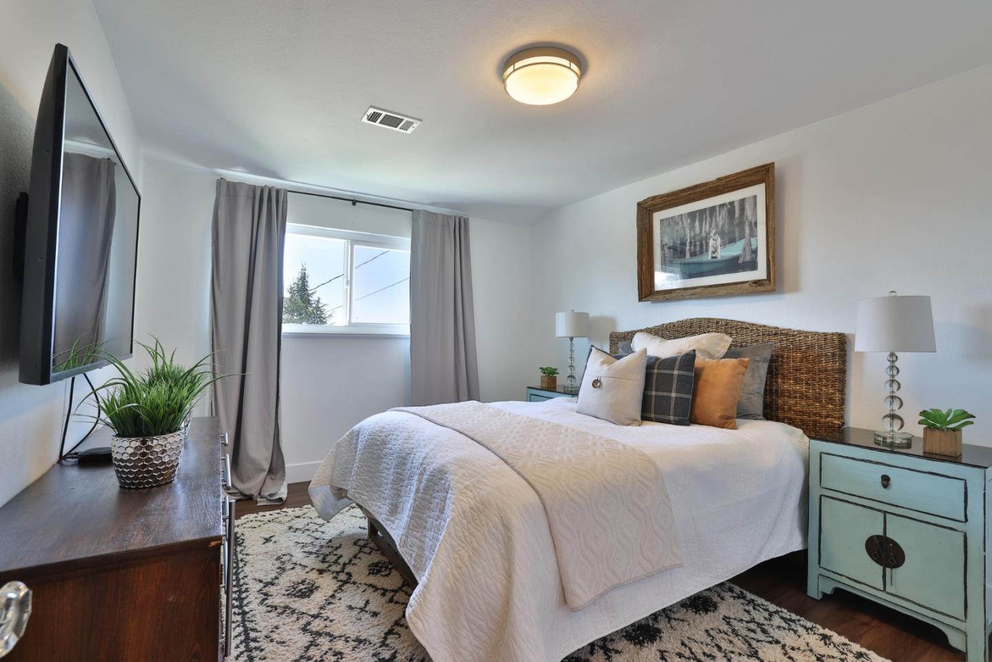 Detail Gallery Image 22 of 76 For 950 Macduff Ct, San Jose,  CA 95127 - 5 Beds | 3/1 Baths