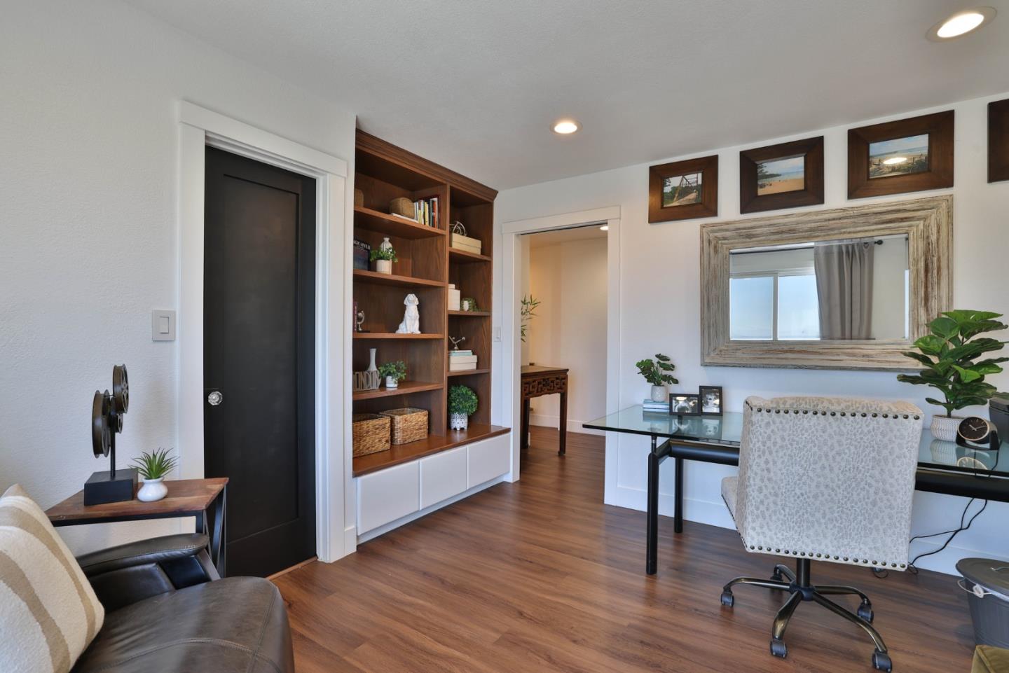 Detail Gallery Image 23 of 76 For 950 Macduff Ct, San Jose,  CA 95127 - 5 Beds | 3/1 Baths