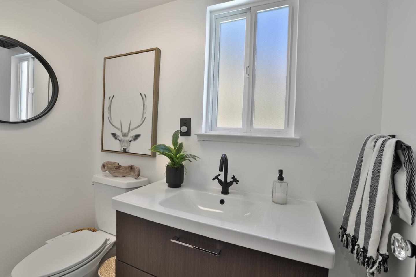 Detail Gallery Image 34 of 76 For 950 Macduff Ct, San Jose,  CA 95127 - 5 Beds | 3/1 Baths