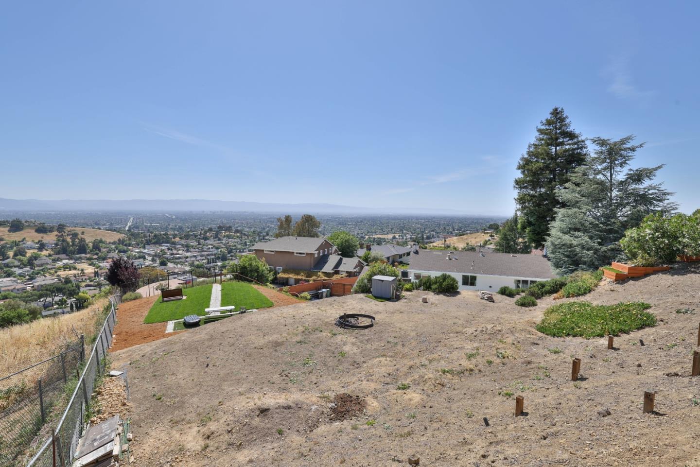 Detail Gallery Image 45 of 76 For 950 Macduff Ct, San Jose,  CA 95127 - 5 Beds | 3/1 Baths