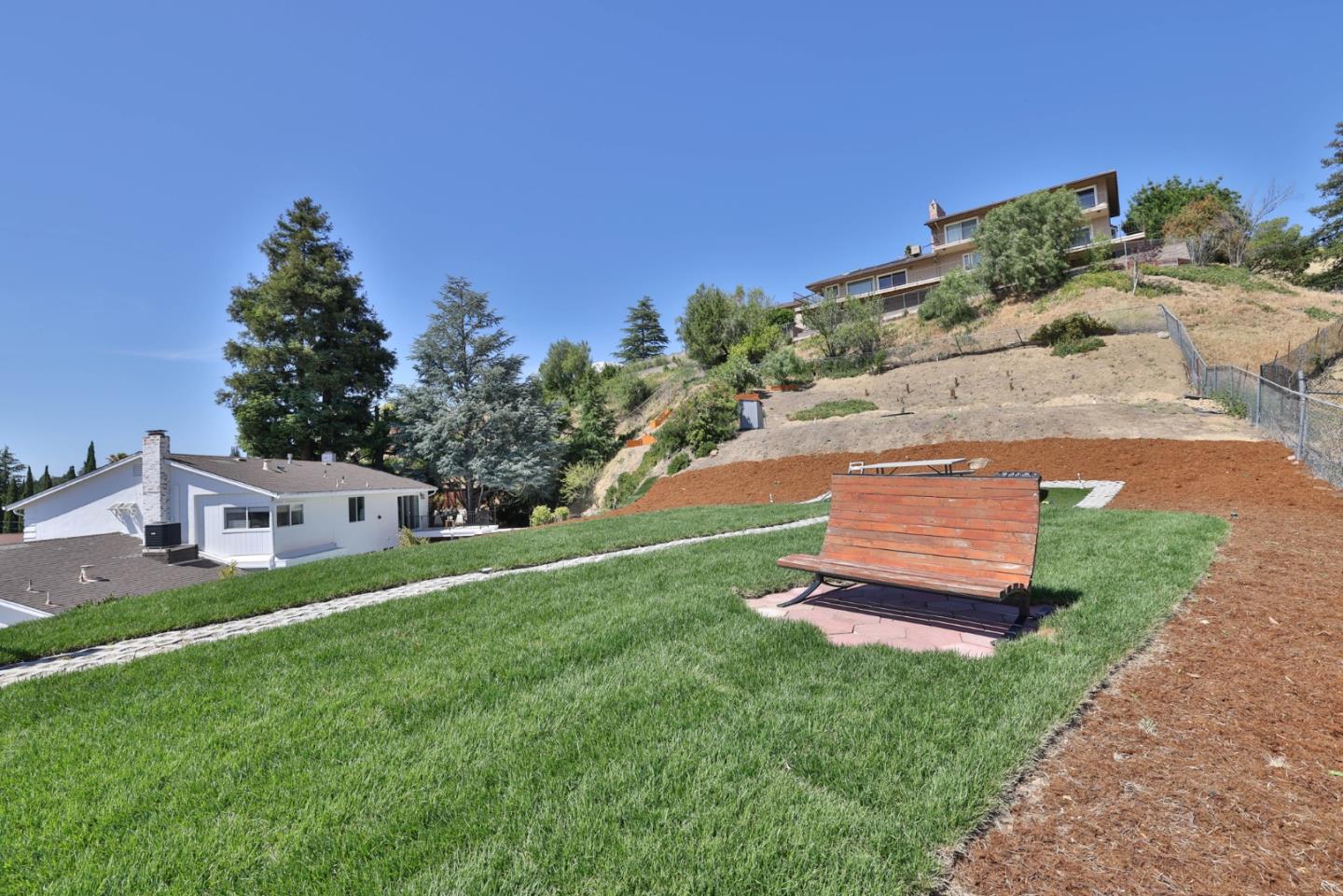Detail Gallery Image 48 of 76 For 950 Macduff Ct, San Jose,  CA 95127 - 5 Beds | 3/1 Baths