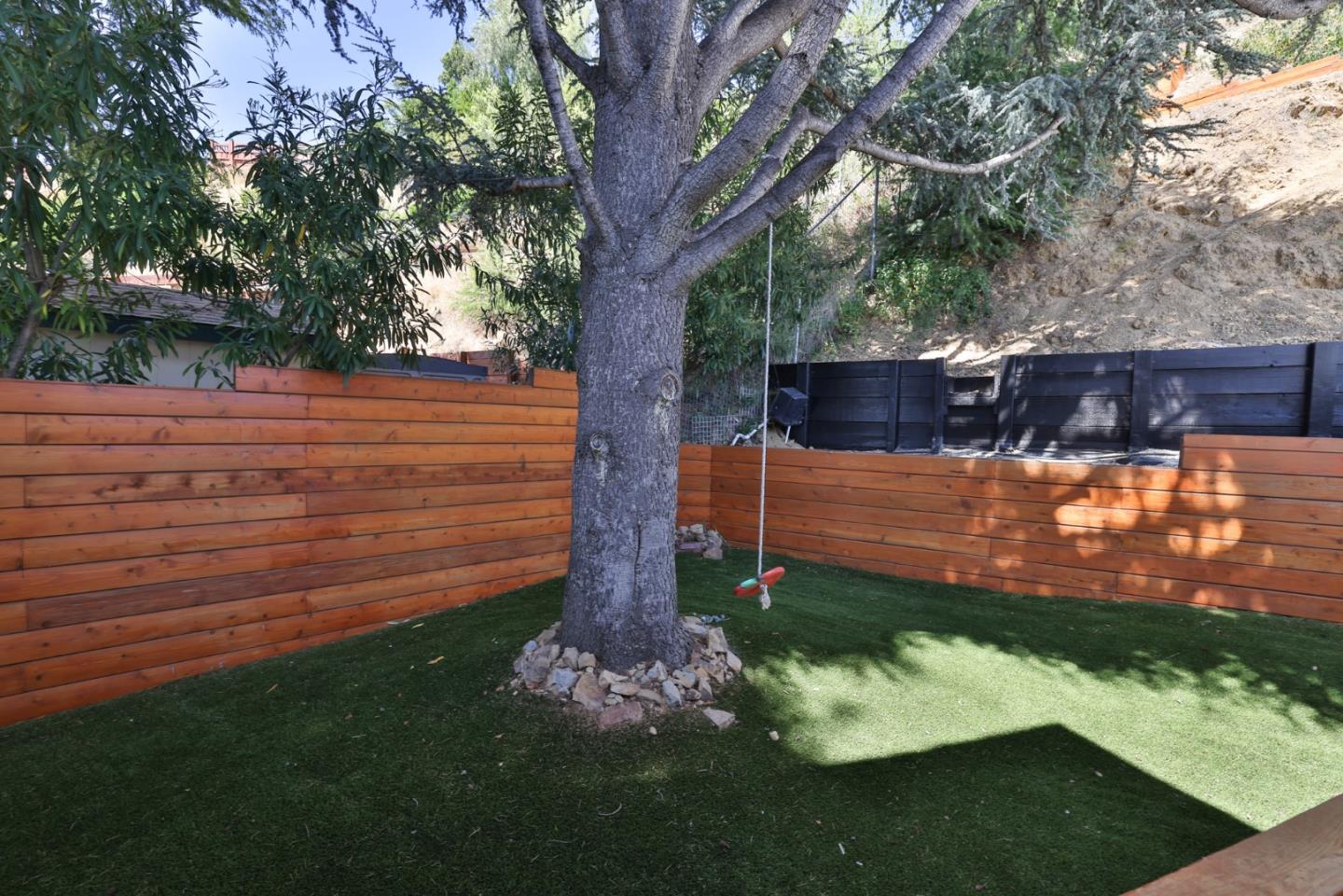 Detail Gallery Image 50 of 76 For 950 Macduff Ct, San Jose,  CA 95127 - 5 Beds | 3/1 Baths