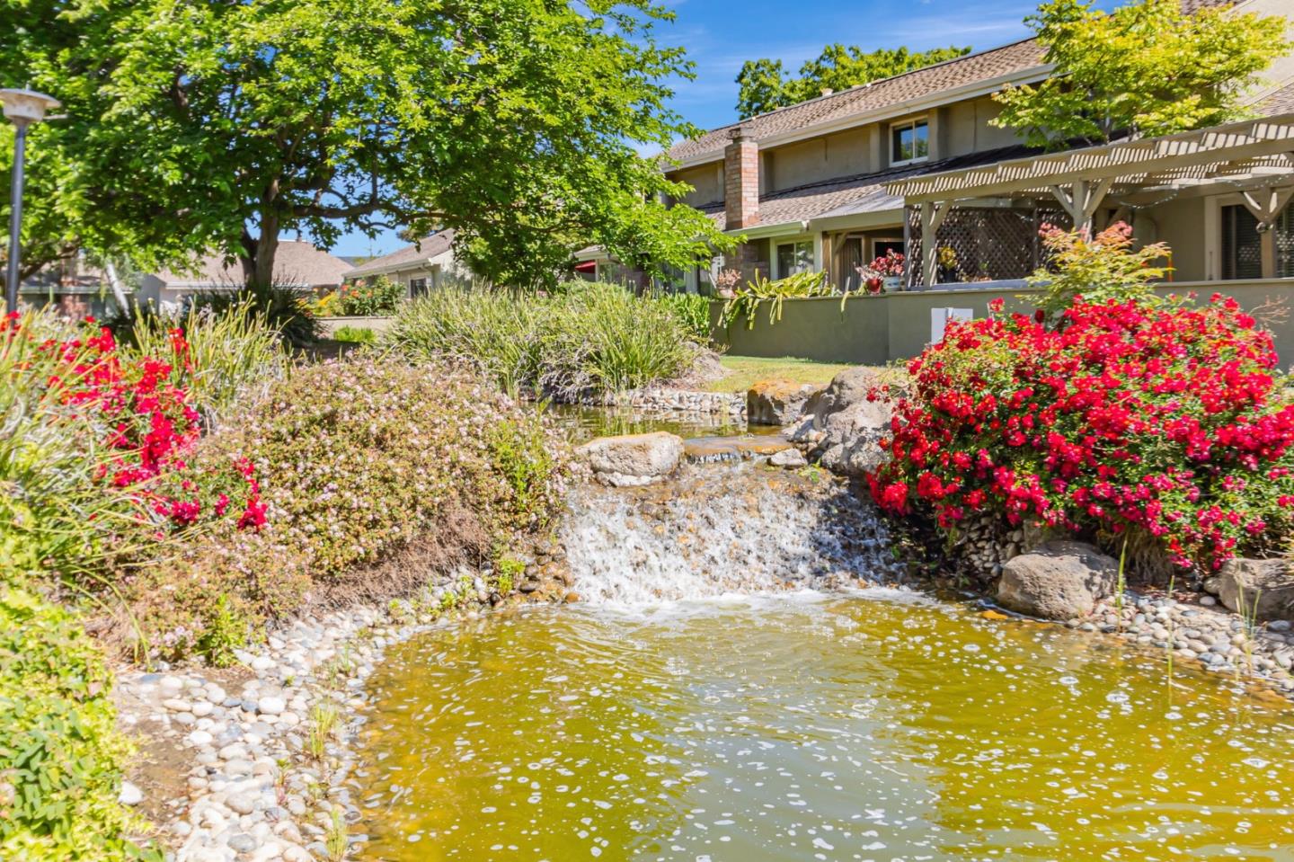 Detail Gallery Image 4 of 68 For 2398 Shoreside Ct, Santa Clara,  CA 95054 - 3 Beds | 2 Baths