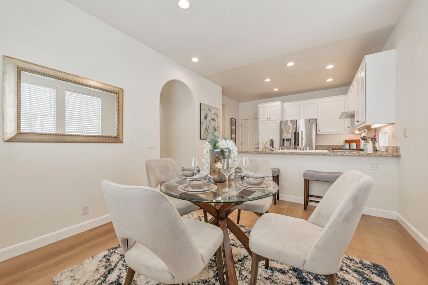 Detail Gallery Image 24 of 41 For 1992 Wayne Cir, San Jose,  CA 95131 - 3 Beds | 2/1 Baths