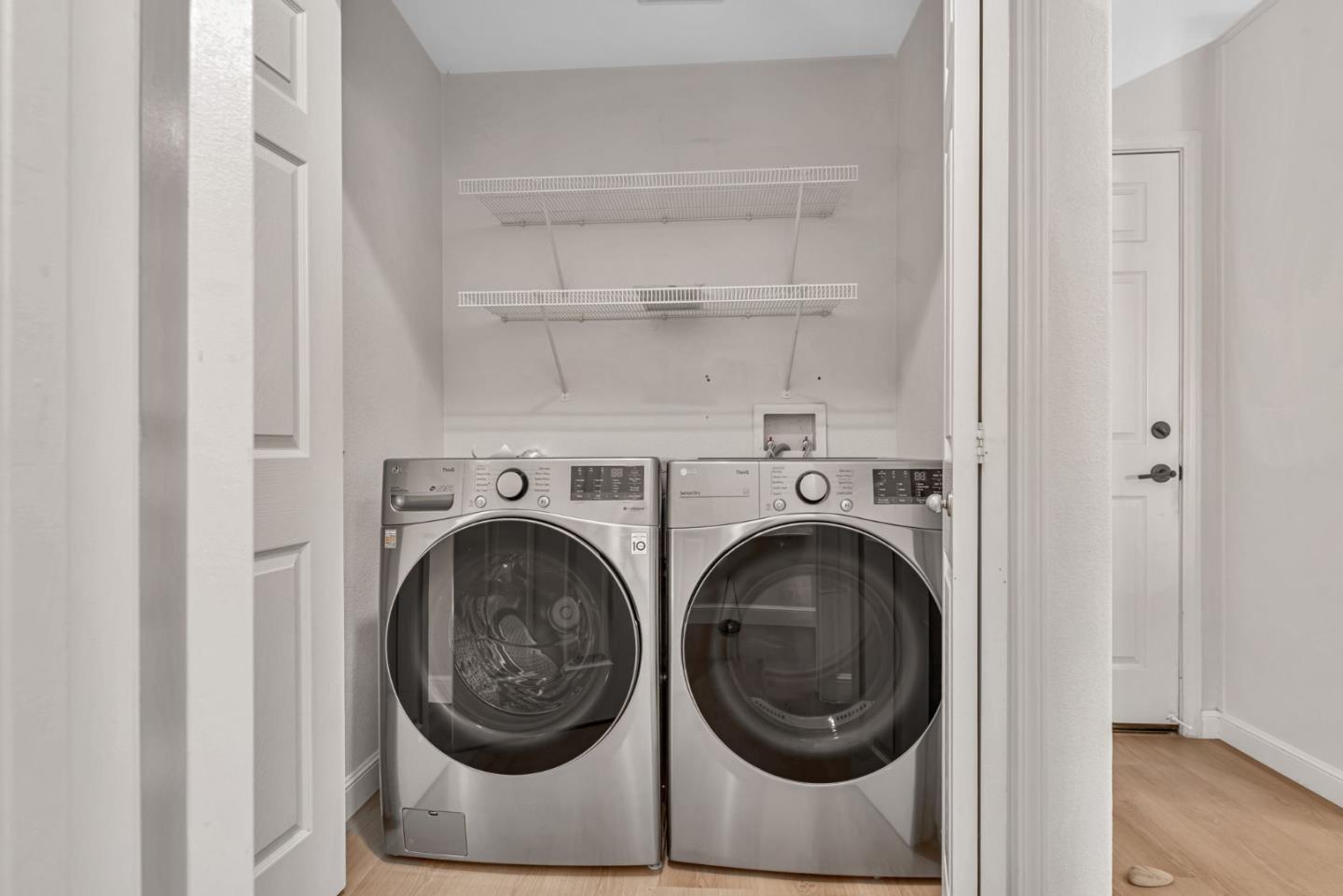 Detail Gallery Image 37 of 41 For 1992 Wayne Cir, San Jose,  CA 95131 - 3 Beds | 2/1 Baths
