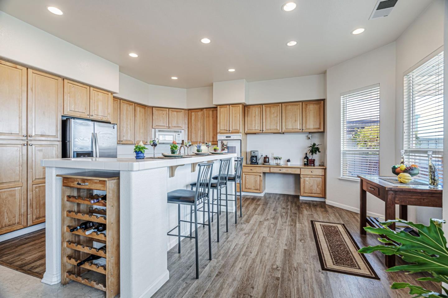 Detail Gallery Image 12 of 49 For 9042 Village View Loop, San Jose,  CA 95135 - 2 Beds | 2/1 Baths