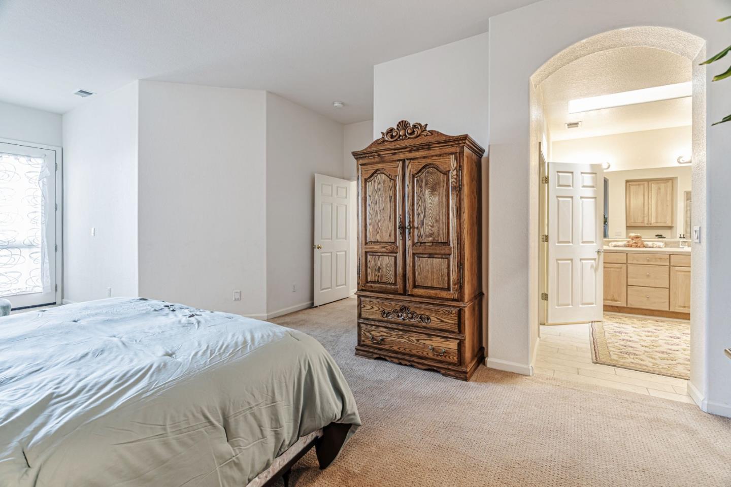 Detail Gallery Image 24 of 49 For 9042 Village View Loop, San Jose,  CA 95135 - 2 Beds | 2/1 Baths