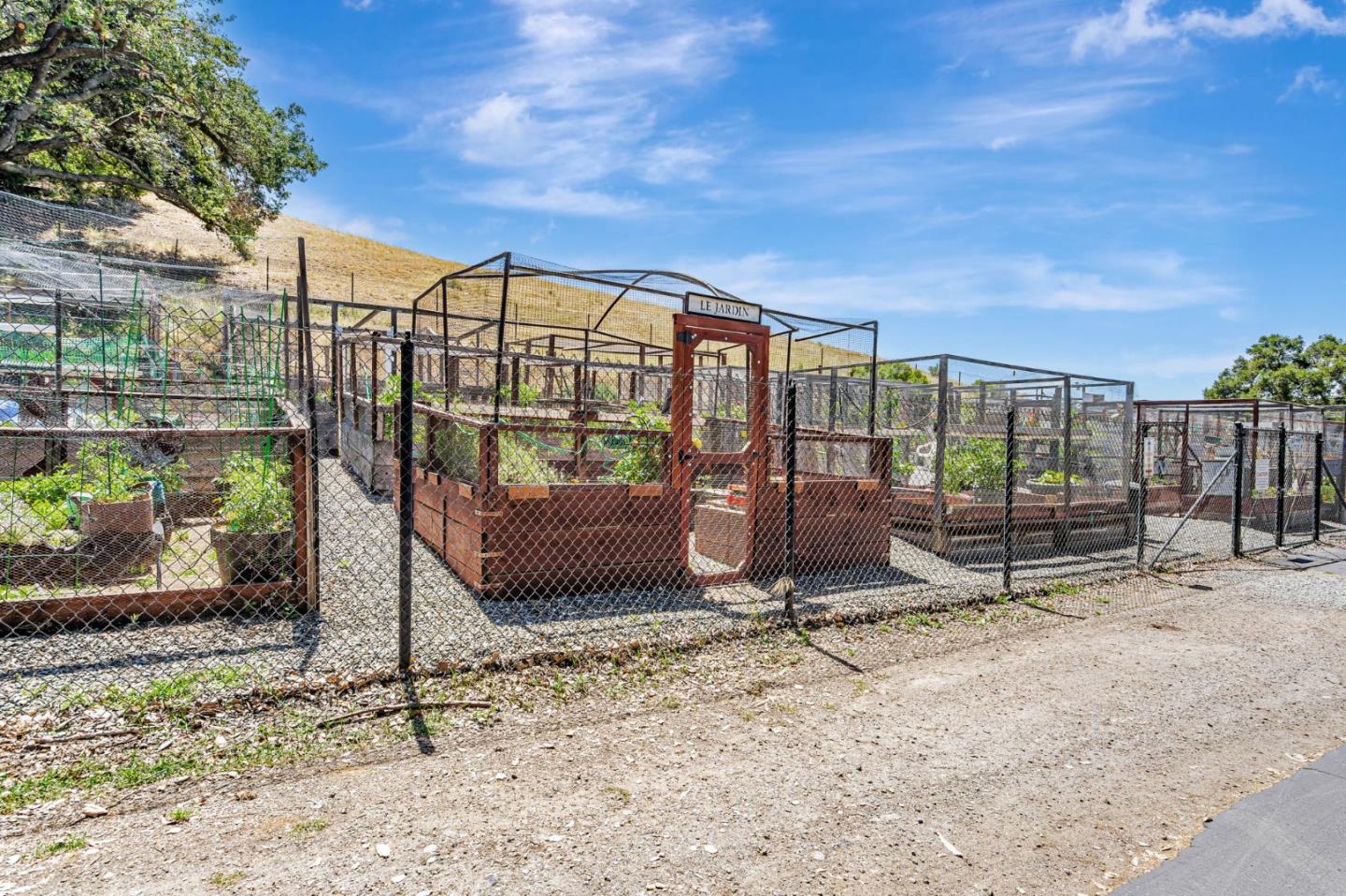 Detail Gallery Image 39 of 49 For 9042 Village View Loop, San Jose,  CA 95135 - 2 Beds | 2/1 Baths