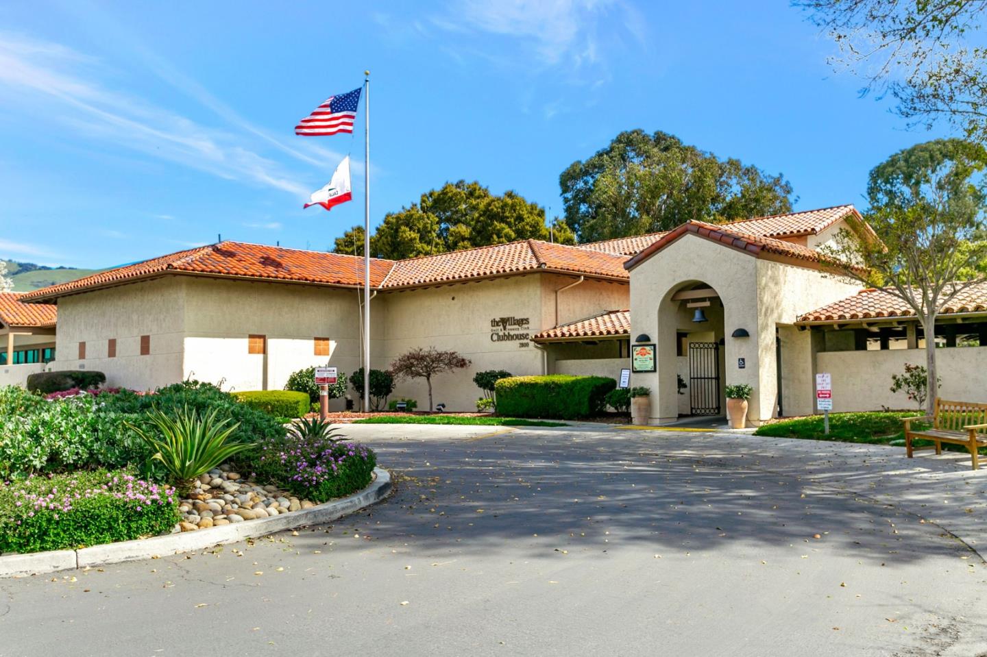 Detail Gallery Image 44 of 49 For 9042 Village View Loop, San Jose,  CA 95135 - 2 Beds | 2/1 Baths