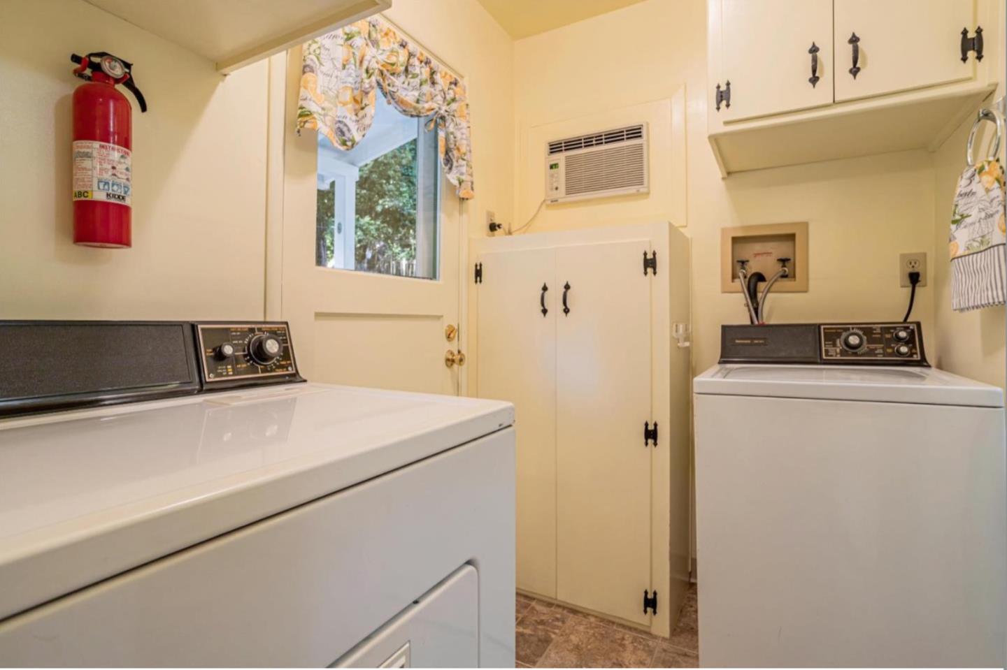 Detail Gallery Image 17 of 35 For 17290 Big Basin Way, Boulder Creek,  CA 95006 - 1 Beds | 1/1 Baths