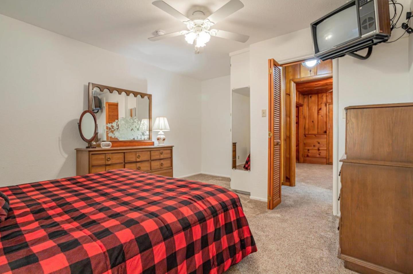 Detail Gallery Image 22 of 35 For 17290 Big Basin Way, Boulder Creek,  CA 95006 - 1 Beds | 1/1 Baths