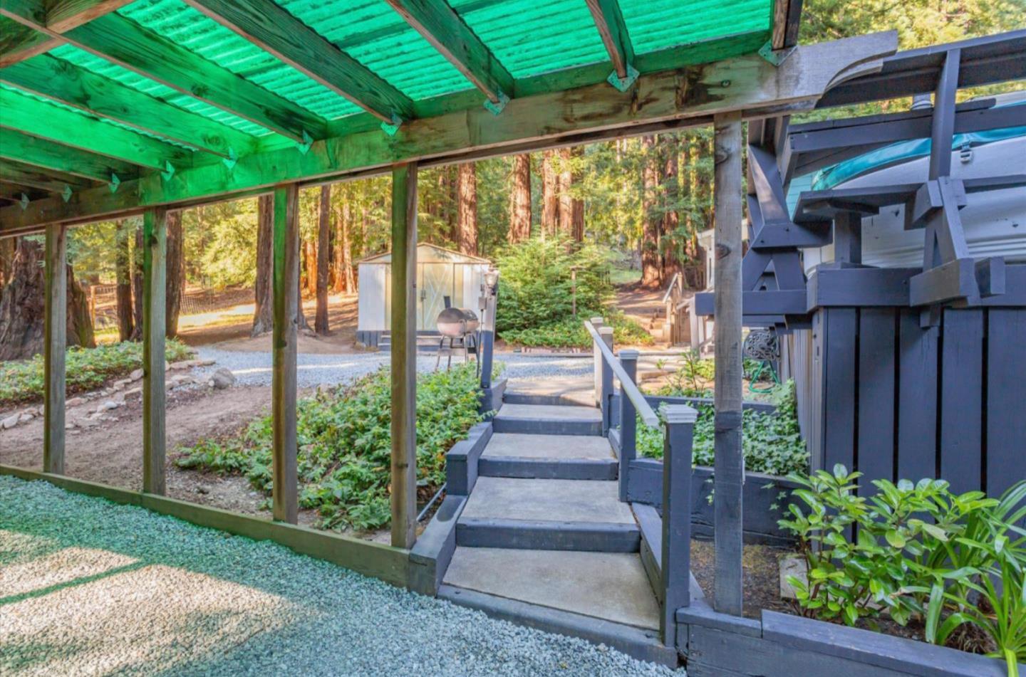 Detail Gallery Image 24 of 35 For 17290 Big Basin Way, Boulder Creek,  CA 95006 - 1 Beds | 1/1 Baths