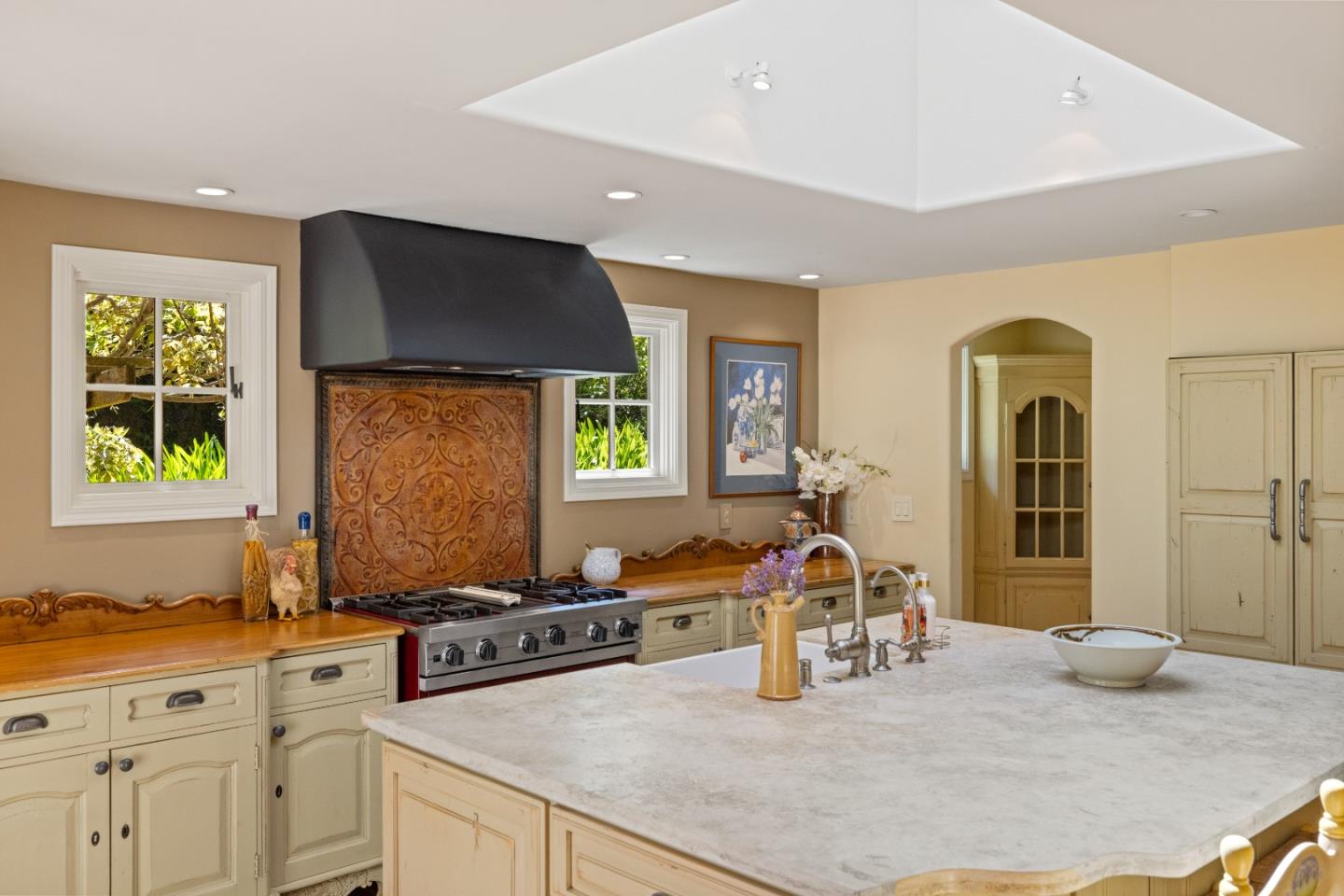 Detail Gallery Image 14 of 52 For 24320 San Pedro Ln, Carmel,  CA 93923 - 3 Beds | 2 Baths