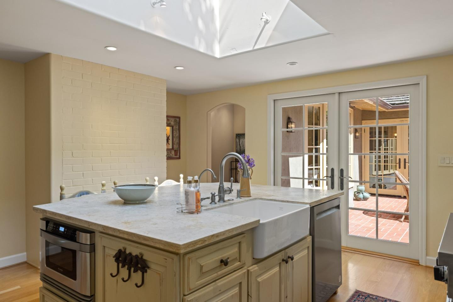 Detail Gallery Image 17 of 52 For 24320 San Pedro Ln, Carmel,  CA 93923 - 3 Beds | 2 Baths