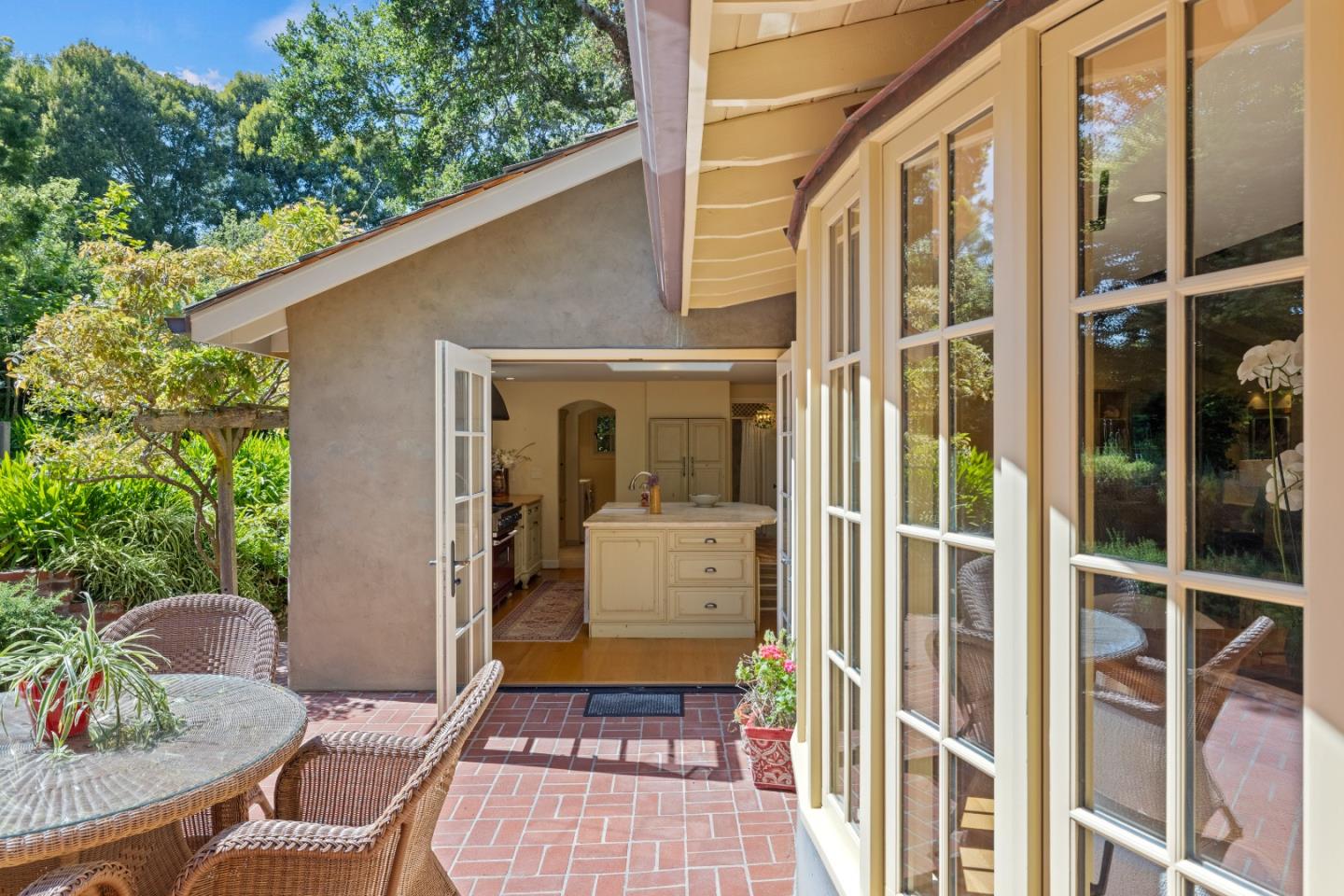Detail Gallery Image 19 of 52 For 24320 San Pedro Ln, Carmel,  CA 93923 - 3 Beds | 2 Baths