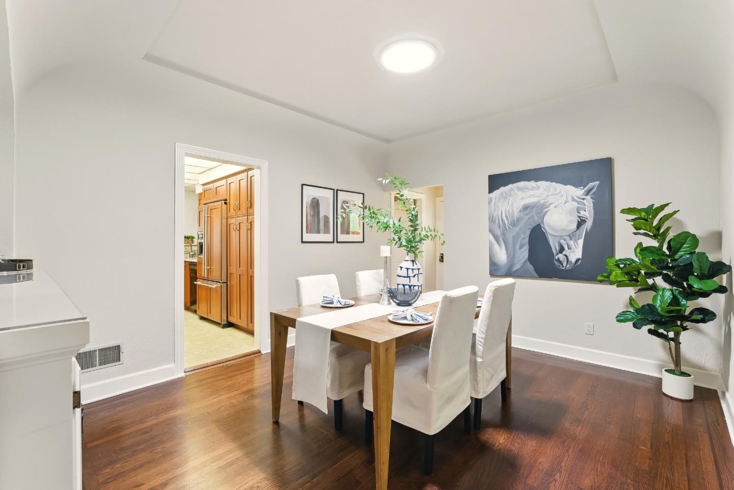 Detail Gallery Image 20 of 55 For 435 Edgewood Rd, Redwood City,  CA 94062 - 3 Beds | 2 Baths