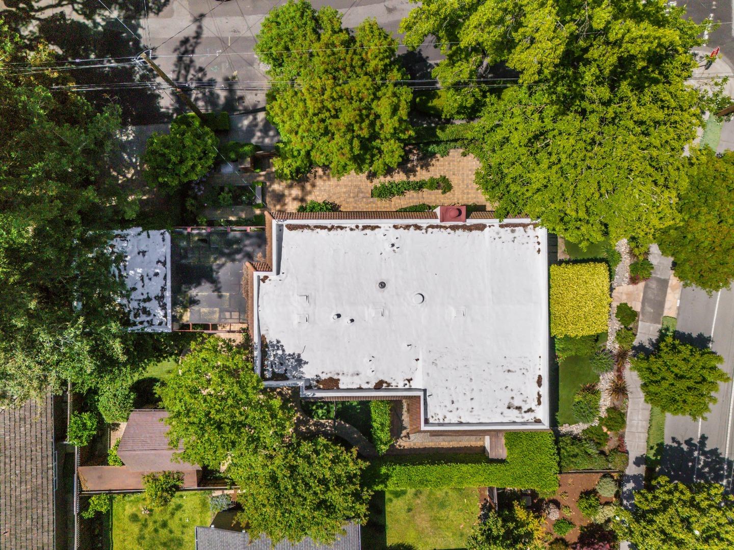 Detail Gallery Image 49 of 55 For 435 Edgewood Rd, Redwood City,  CA 94062 - 3 Beds | 2 Baths