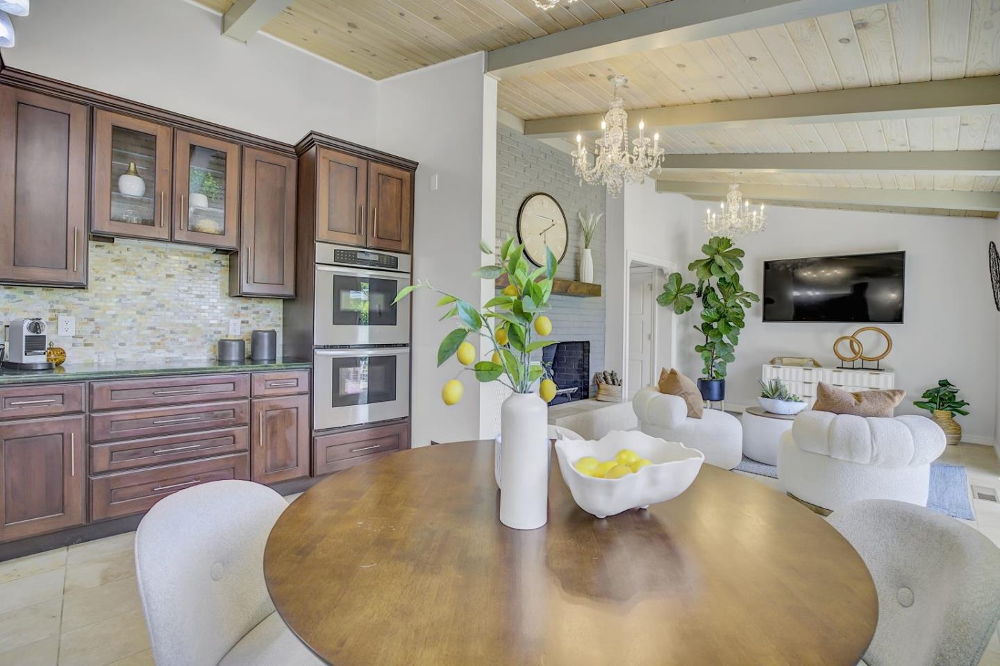 Detail Gallery Image 19 of 66 For 500 South Rd, Belmont,  CA 94002 - 3 Beds | 2/1 Baths