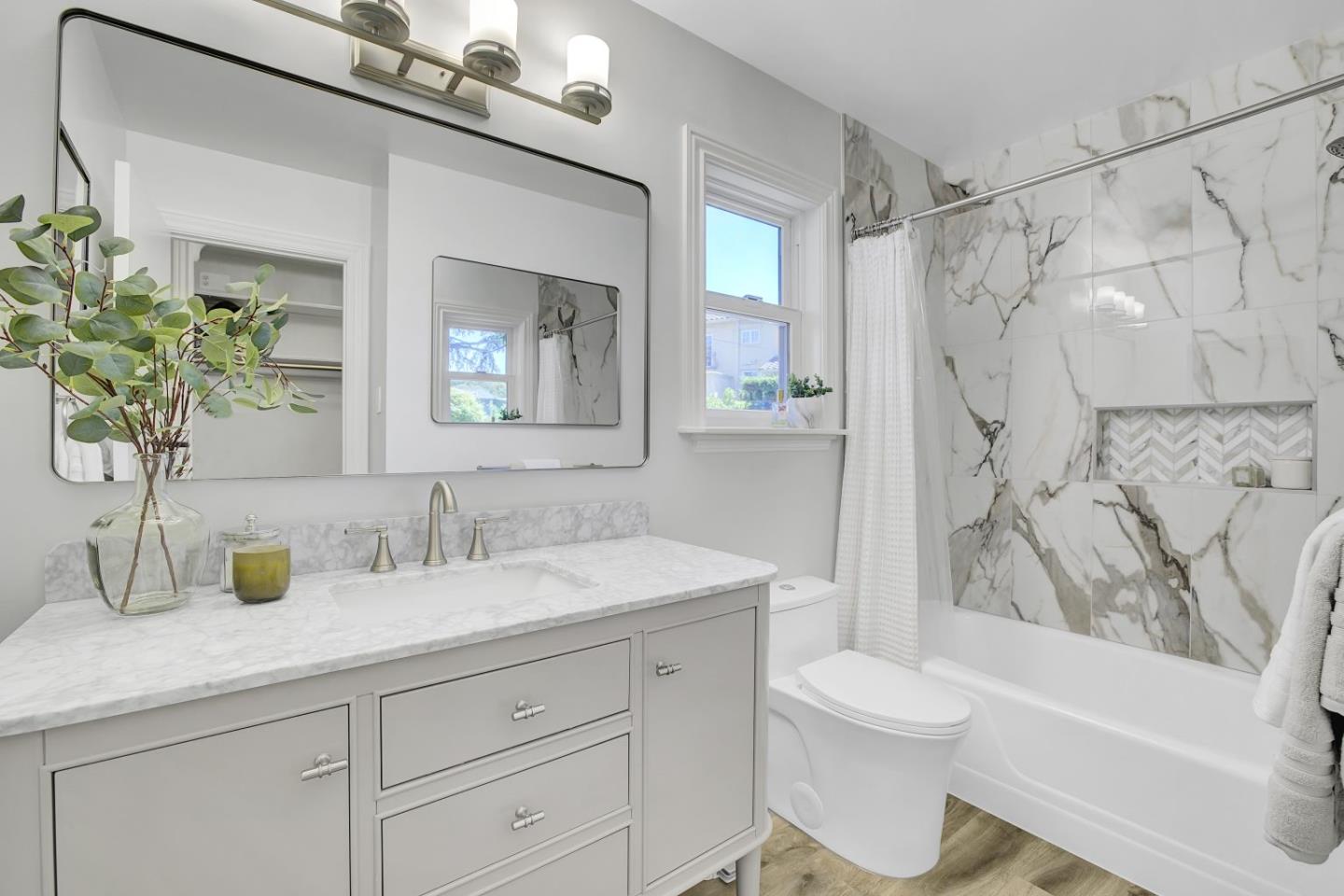 Detail Gallery Image 37 of 66 For 500 South Rd, Belmont,  CA 94002 - 3 Beds | 2/1 Baths