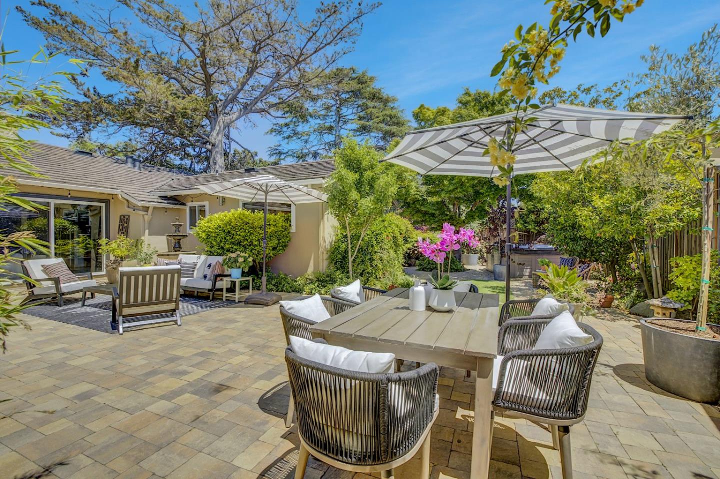 Detail Gallery Image 38 of 66 For 500 South Rd, Belmont,  CA 94002 - 3 Beds | 2/1 Baths