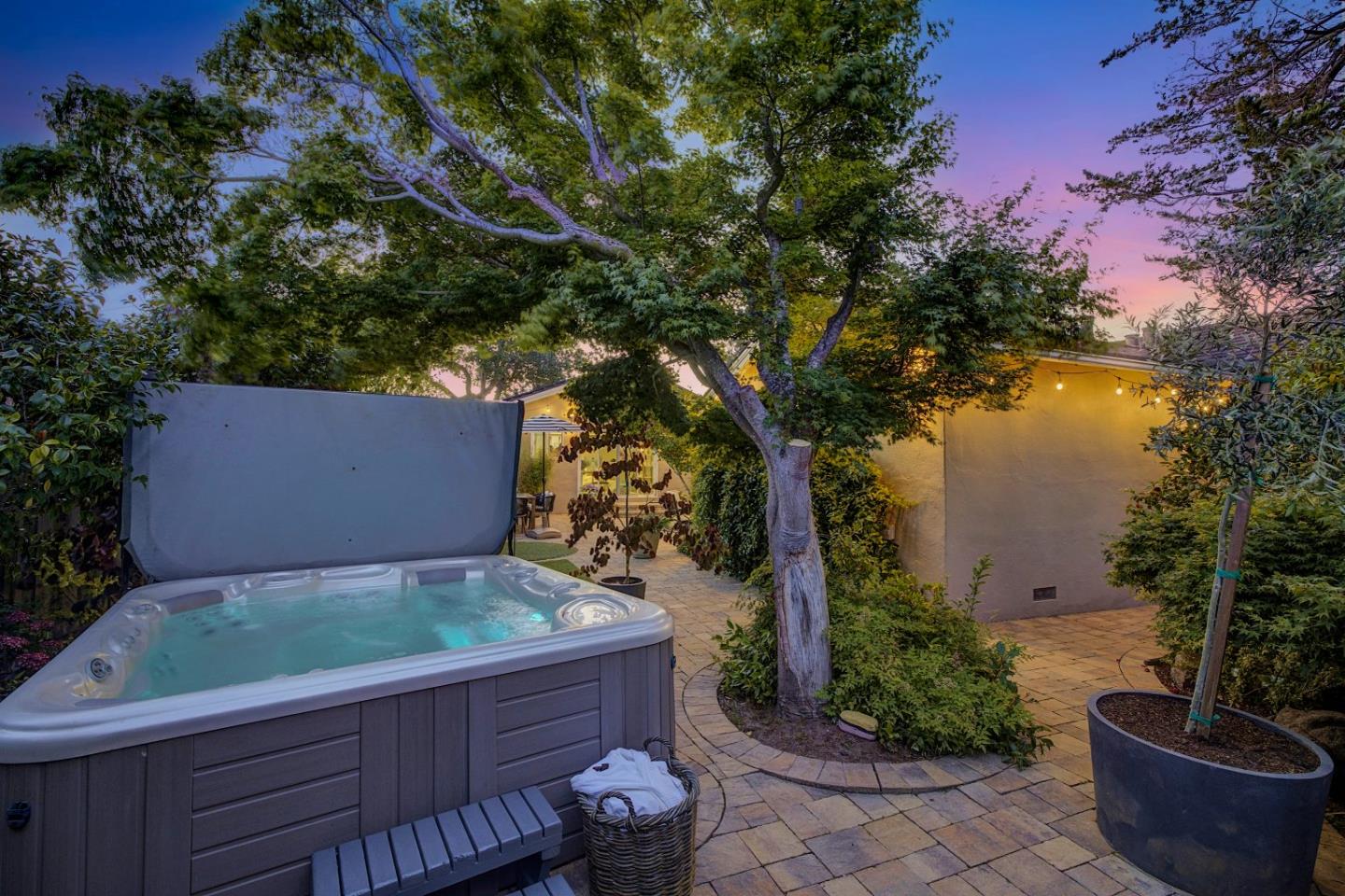 Detail Gallery Image 46 of 66 For 500 South Rd, Belmont,  CA 94002 - 3 Beds | 2/1 Baths