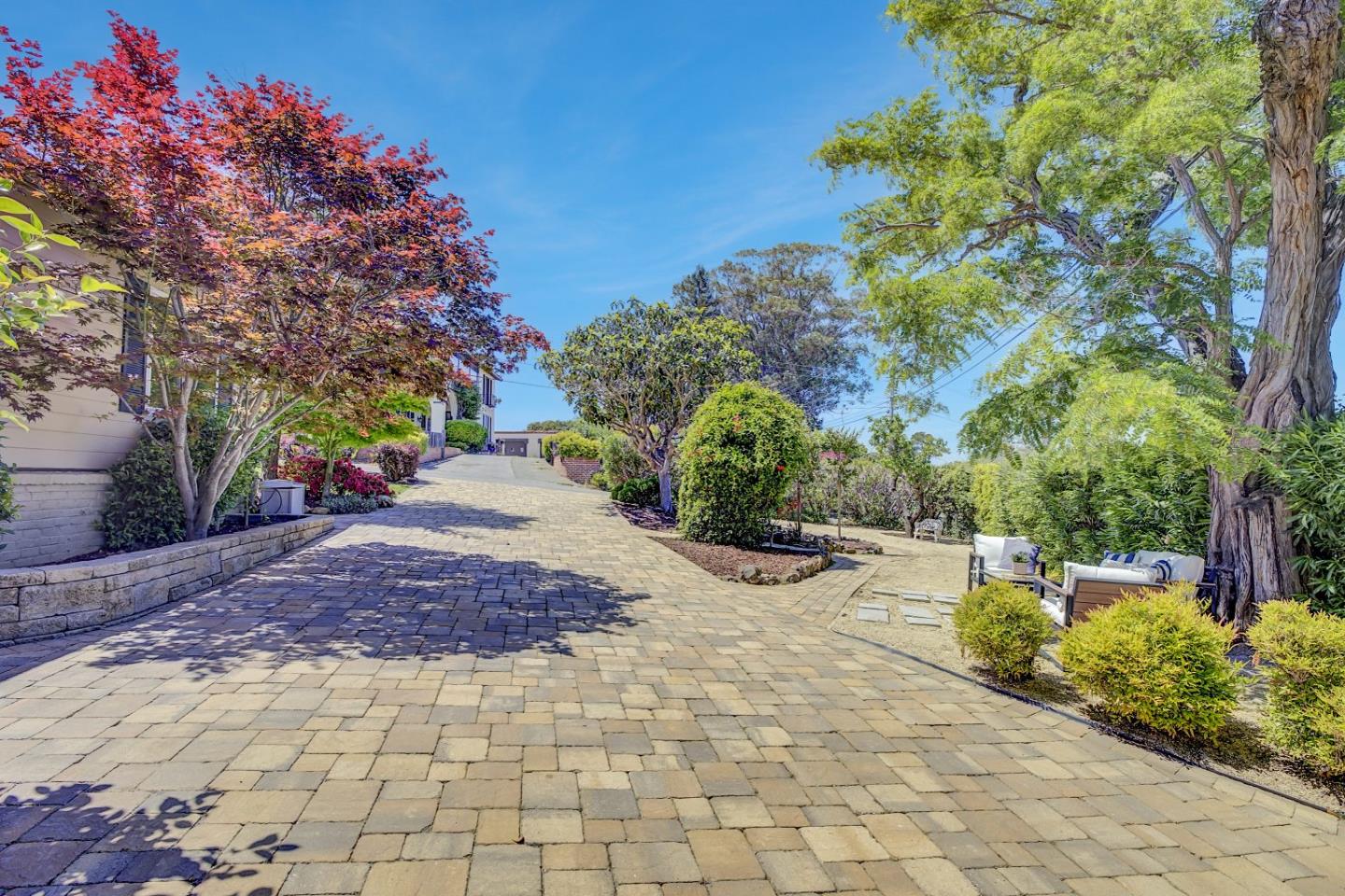 Detail Gallery Image 54 of 66 For 500 South Rd, Belmont,  CA 94002 - 3 Beds | 2/1 Baths