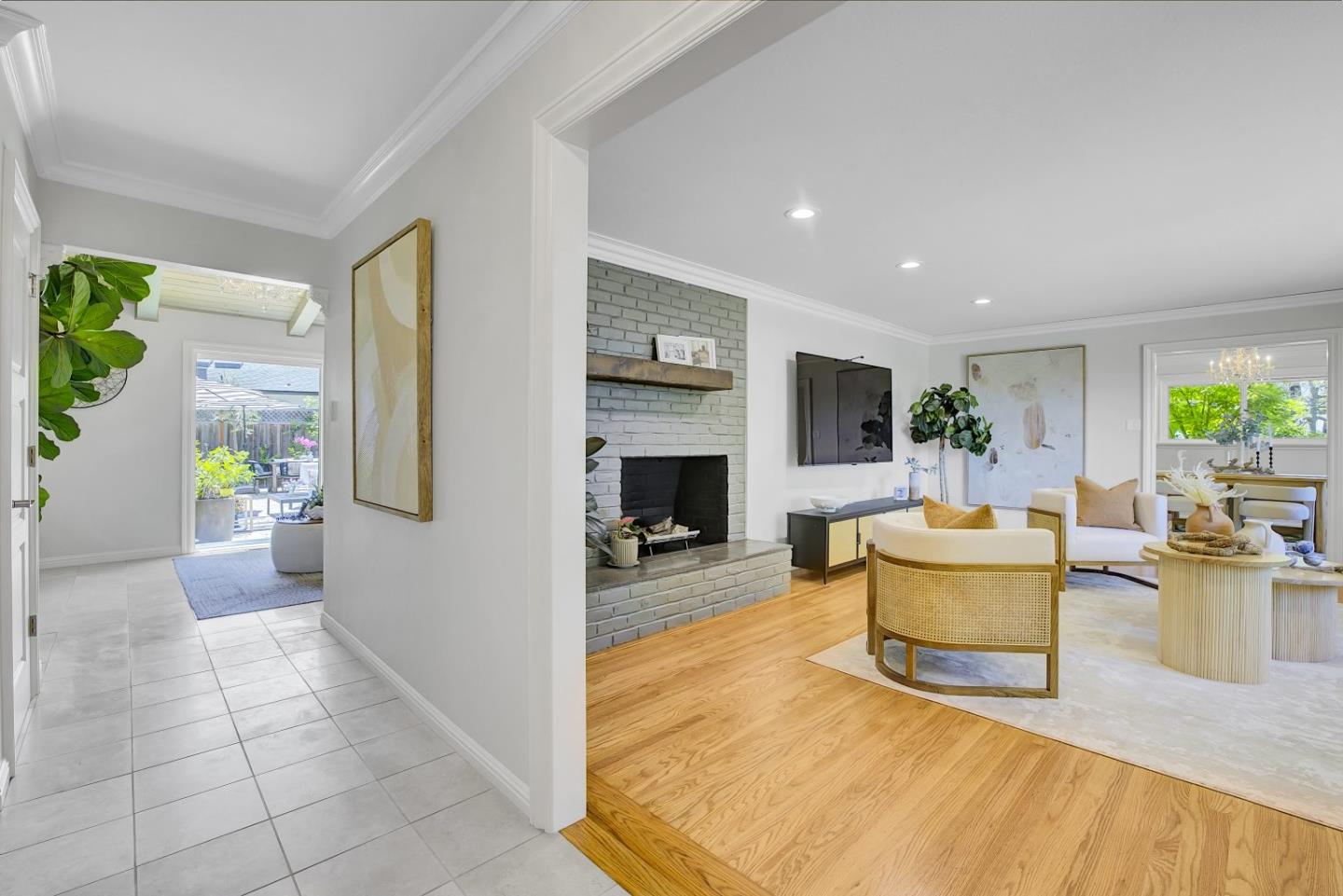 Detail Gallery Image 6 of 66 For 500 South Rd, Belmont,  CA 94002 - 3 Beds | 2/1 Baths