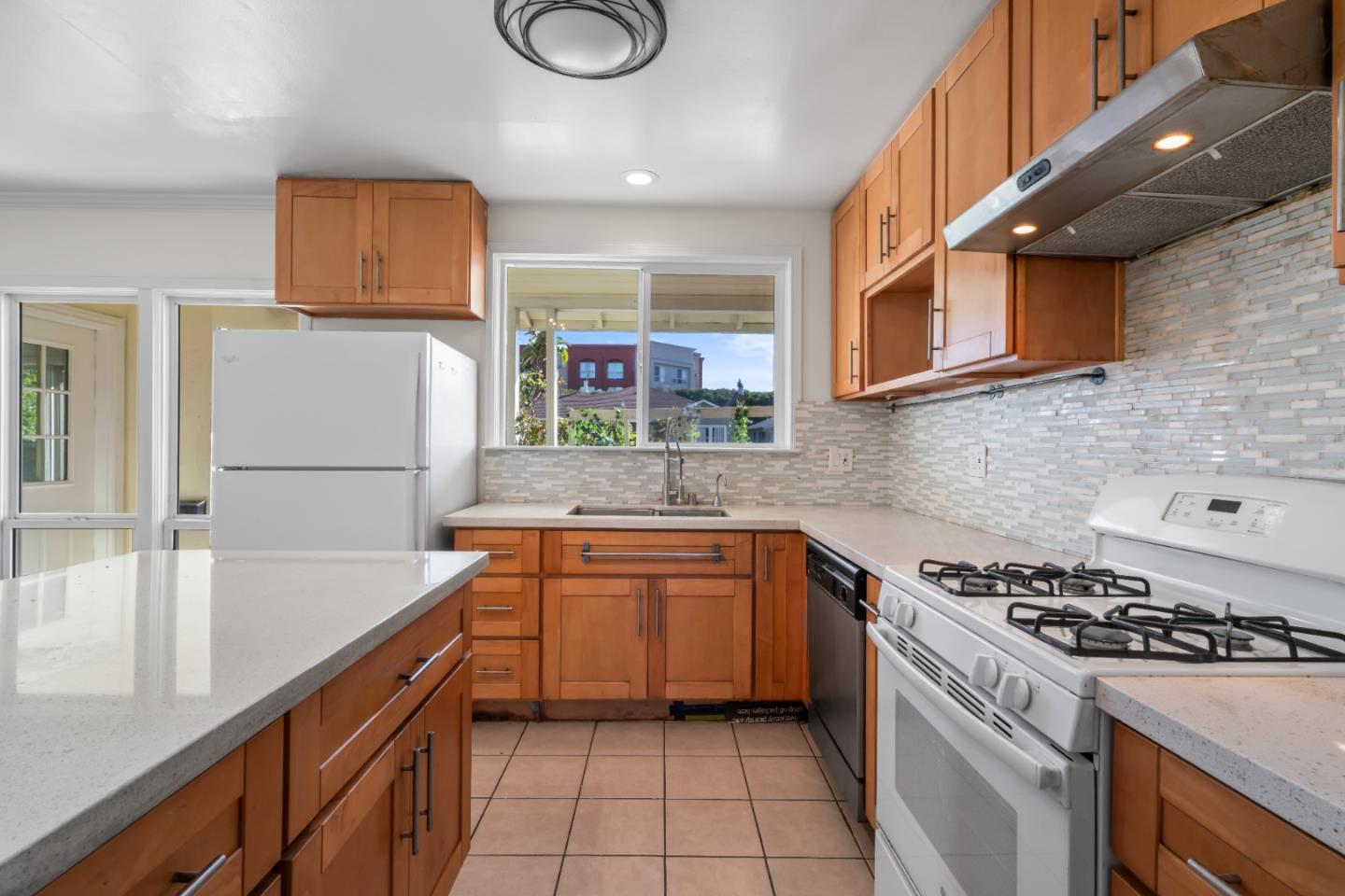 Detail Gallery Image 18 of 28 For 316 N Kingston St, San Mateo,  CA 94401 - 3 Beds | 1 Baths