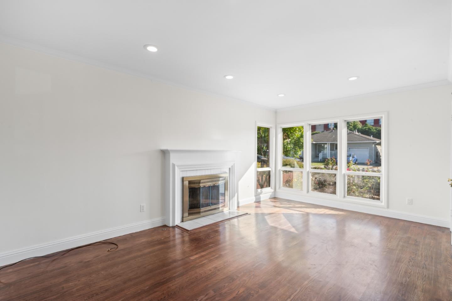 Detail Gallery Image 6 of 28 For 316 N Kingston St, San Mateo,  CA 94401 - 3 Beds | 1 Baths