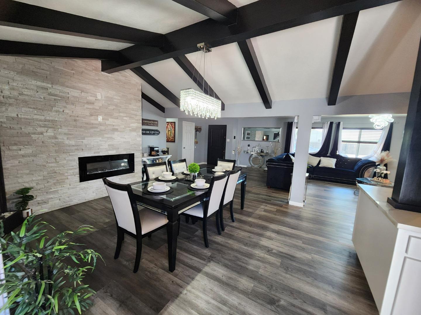 Detail Gallery Image 10 of 22 For 601 Weyer Rd, Modesto,  CA 95357 - 3 Beds | 2/1 Baths