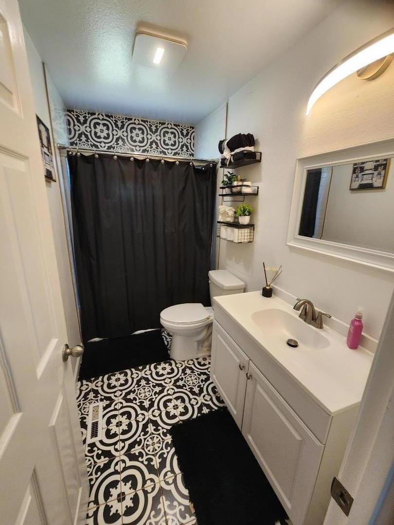Detail Gallery Image 16 of 22 For 601 Weyer Rd, Modesto,  CA 95357 - 3 Beds | 2/1 Baths