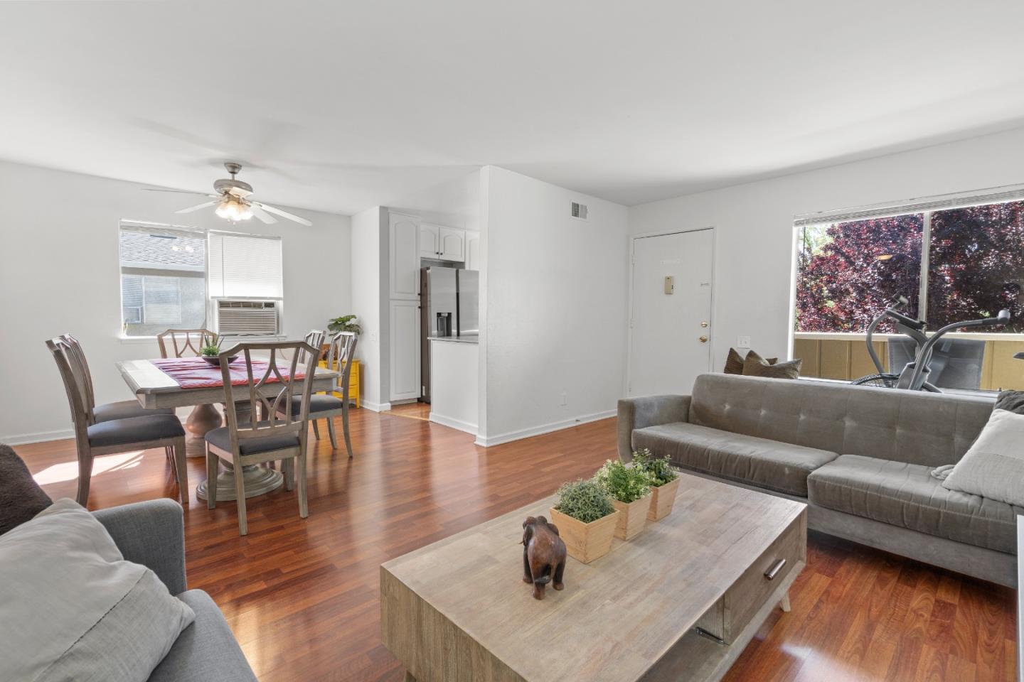 Detail Gallery Image 14 of 31 For 2340 Warfield Way #B,  San Jose,  CA 95122 - 2 Beds | 1 Baths