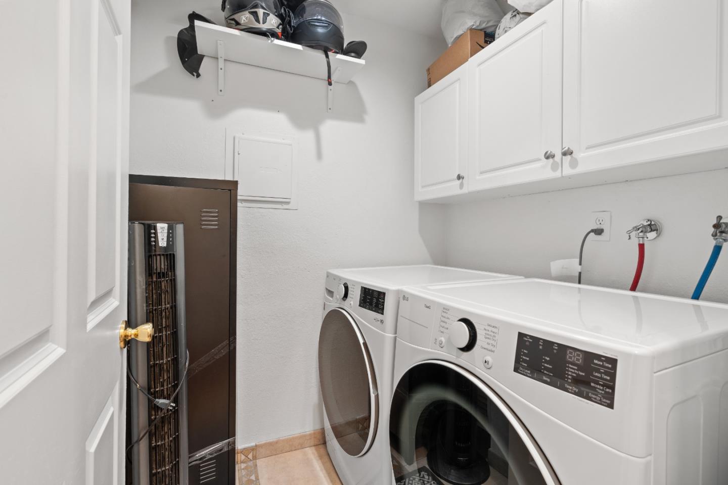 Detail Gallery Image 19 of 31 For 2340 Warfield Way #B,  San Jose,  CA 95122 - 2 Beds | 1 Baths