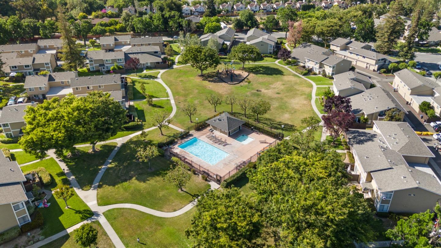 Detail Gallery Image 21 of 31 For 2340 Warfield Way #B,  San Jose,  CA 95122 - 2 Beds | 1 Baths