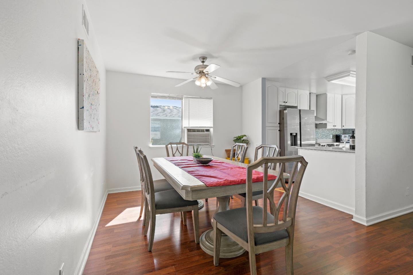 Detail Gallery Image 8 of 31 For 2340 Warfield Way #B,  San Jose,  CA 95122 - 2 Beds | 1 Baths