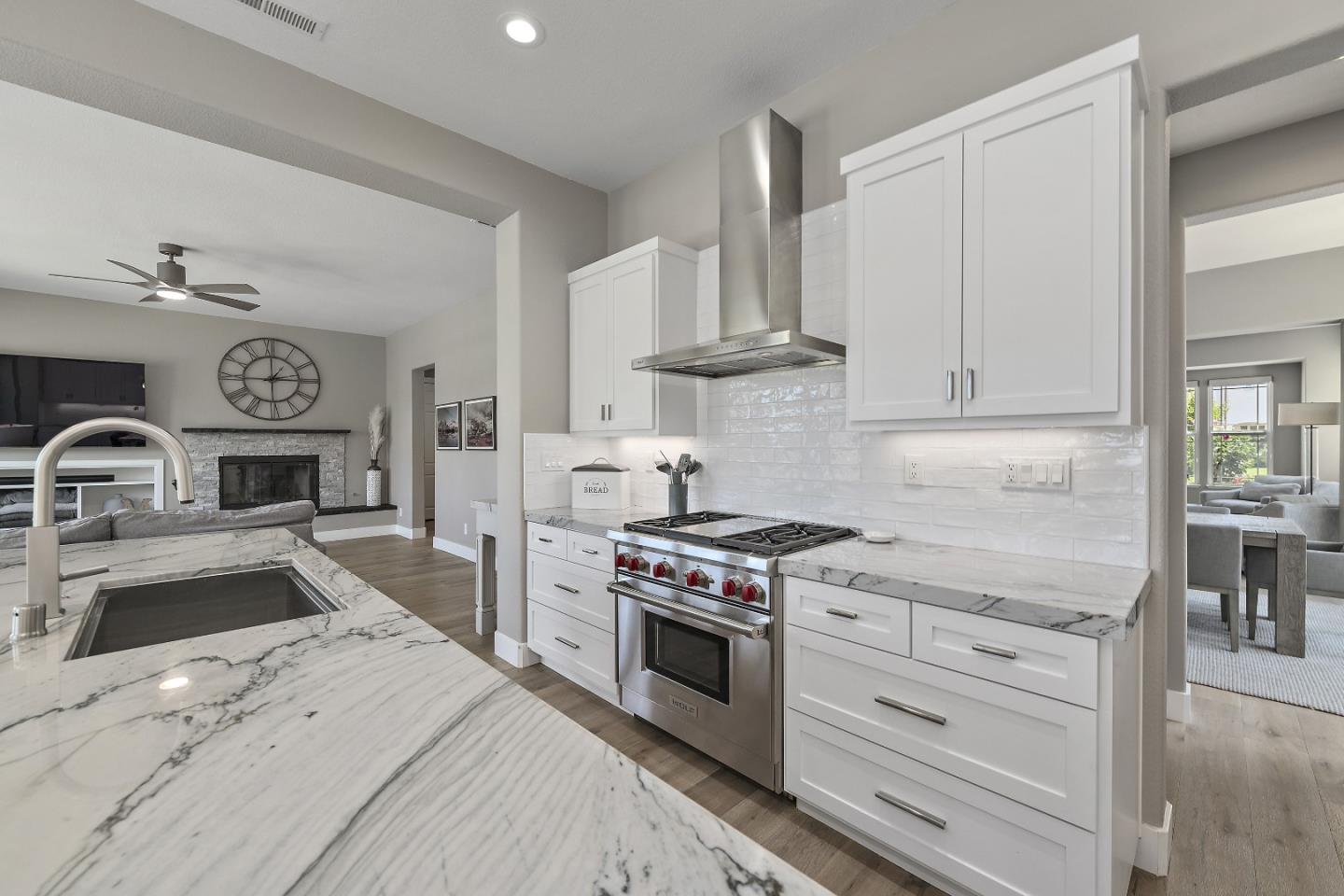 Detail Gallery Image 30 of 59 For 2530 Muirfield Way, Gilroy,  CA 95020 - 5 Beds | 4/1 Baths