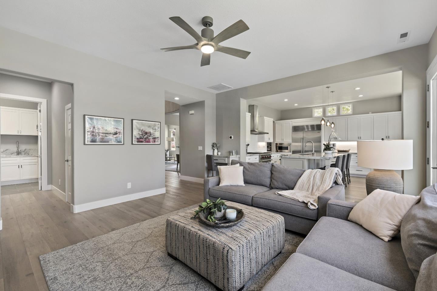 Detail Gallery Image 33 of 59 For 2530 Muirfield Way, Gilroy,  CA 95020 - 5 Beds | 4/1 Baths