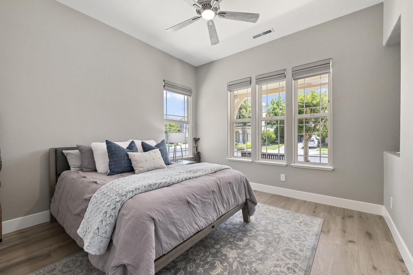 Detail Gallery Image 35 of 59 For 2530 Muirfield Way, Gilroy,  CA 95020 - 5 Beds | 4/1 Baths