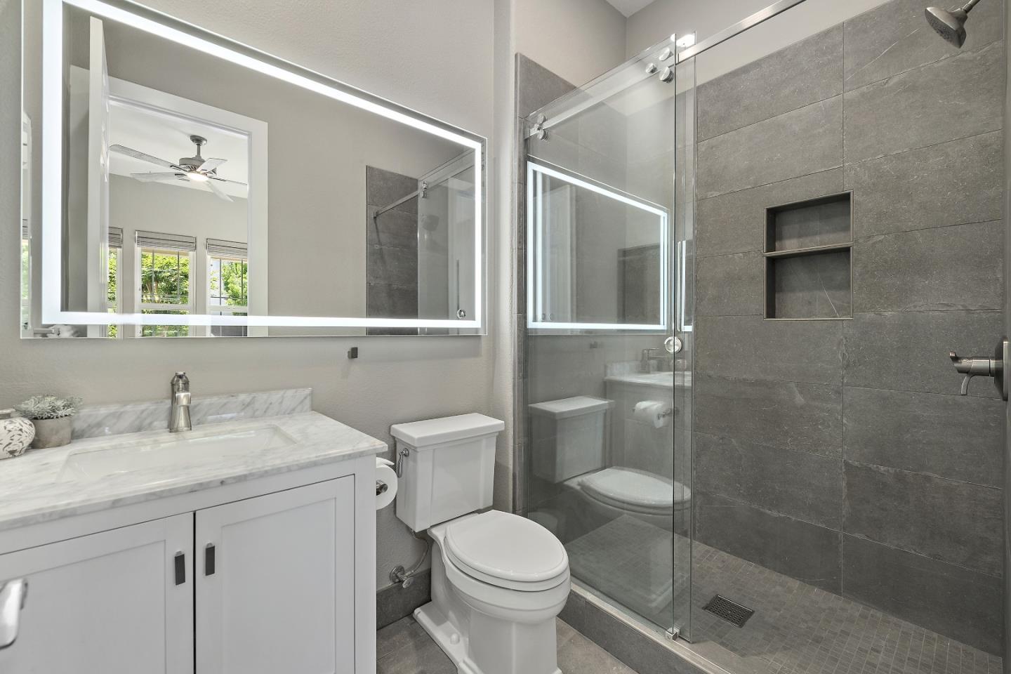 Detail Gallery Image 36 of 59 For 2530 Muirfield Way, Gilroy,  CA 95020 - 5 Beds | 4/1 Baths