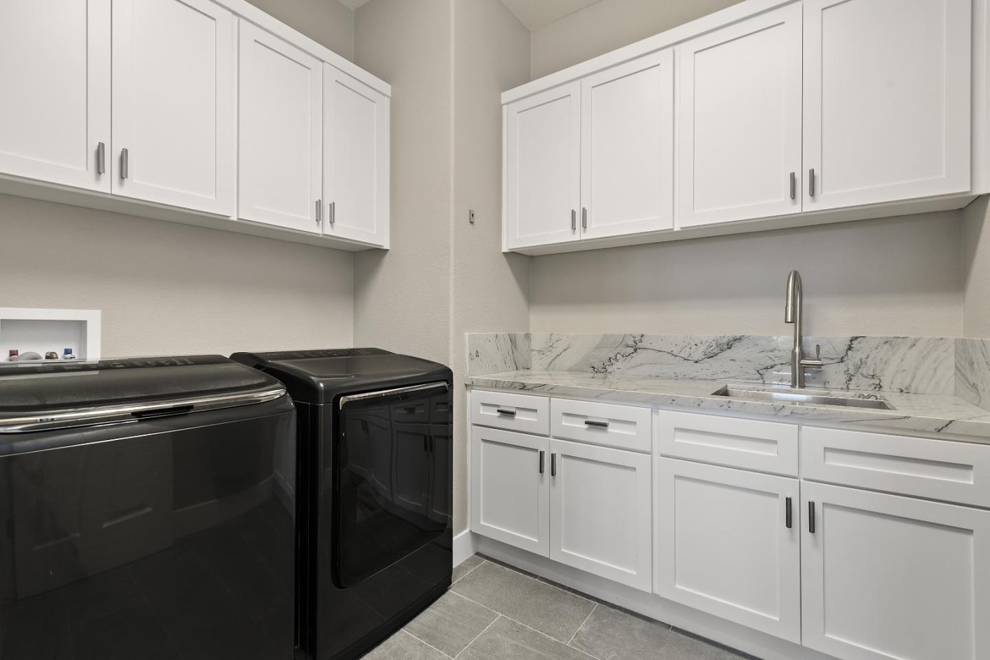 Detail Gallery Image 52 of 59 For 2530 Muirfield Way, Gilroy,  CA 95020 - 5 Beds | 4/1 Baths