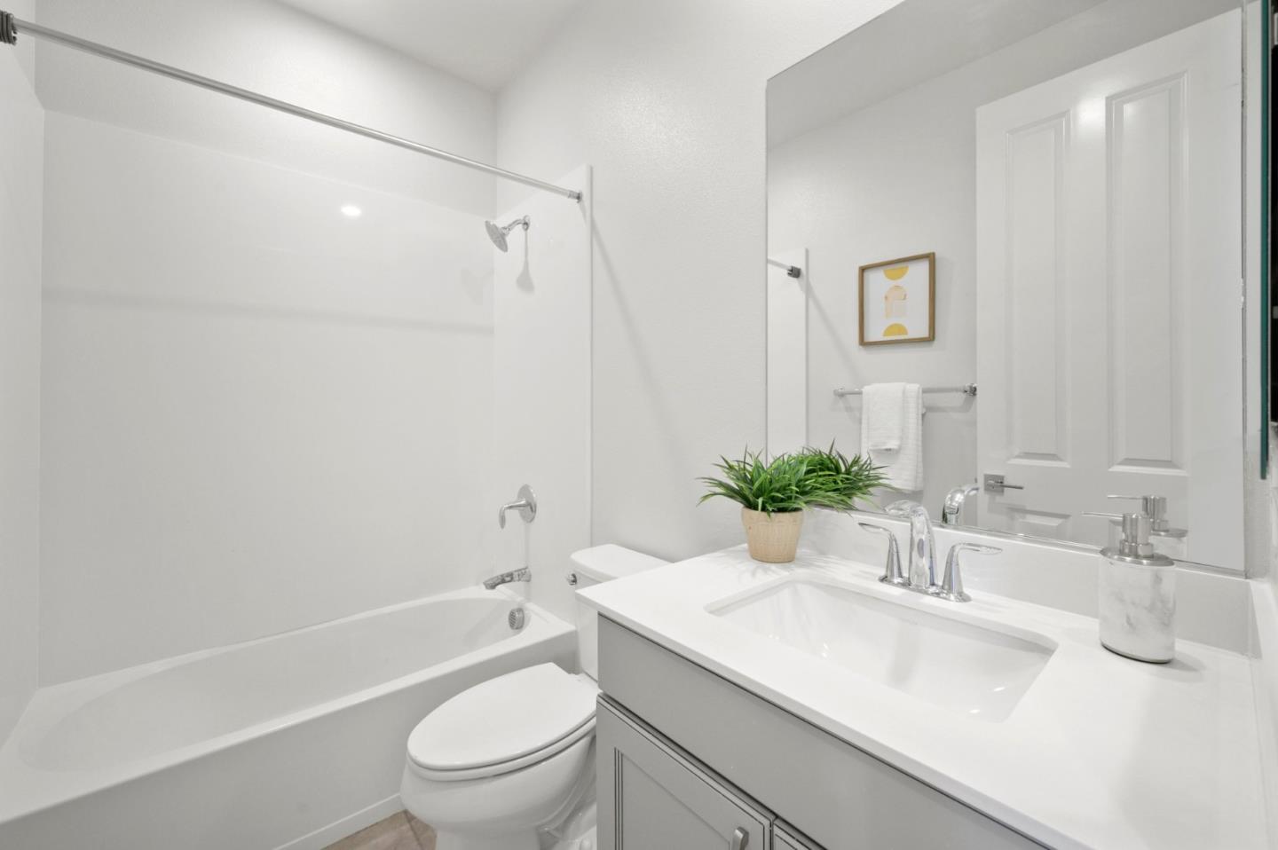 Detail Gallery Image 19 of 45 For 810 Gridley Ter #4,  Sunnyvale,  CA 94085 - 3 Beds | 2/2 Baths