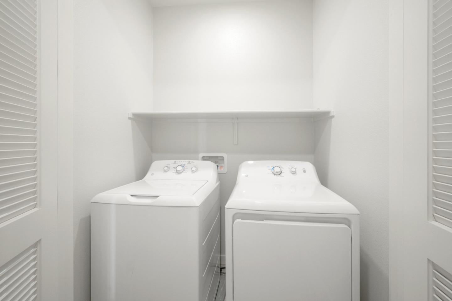 Detail Gallery Image 22 of 45 For 810 Gridley Ter #4,  Sunnyvale,  CA 94085 - 3 Beds | 2/2 Baths