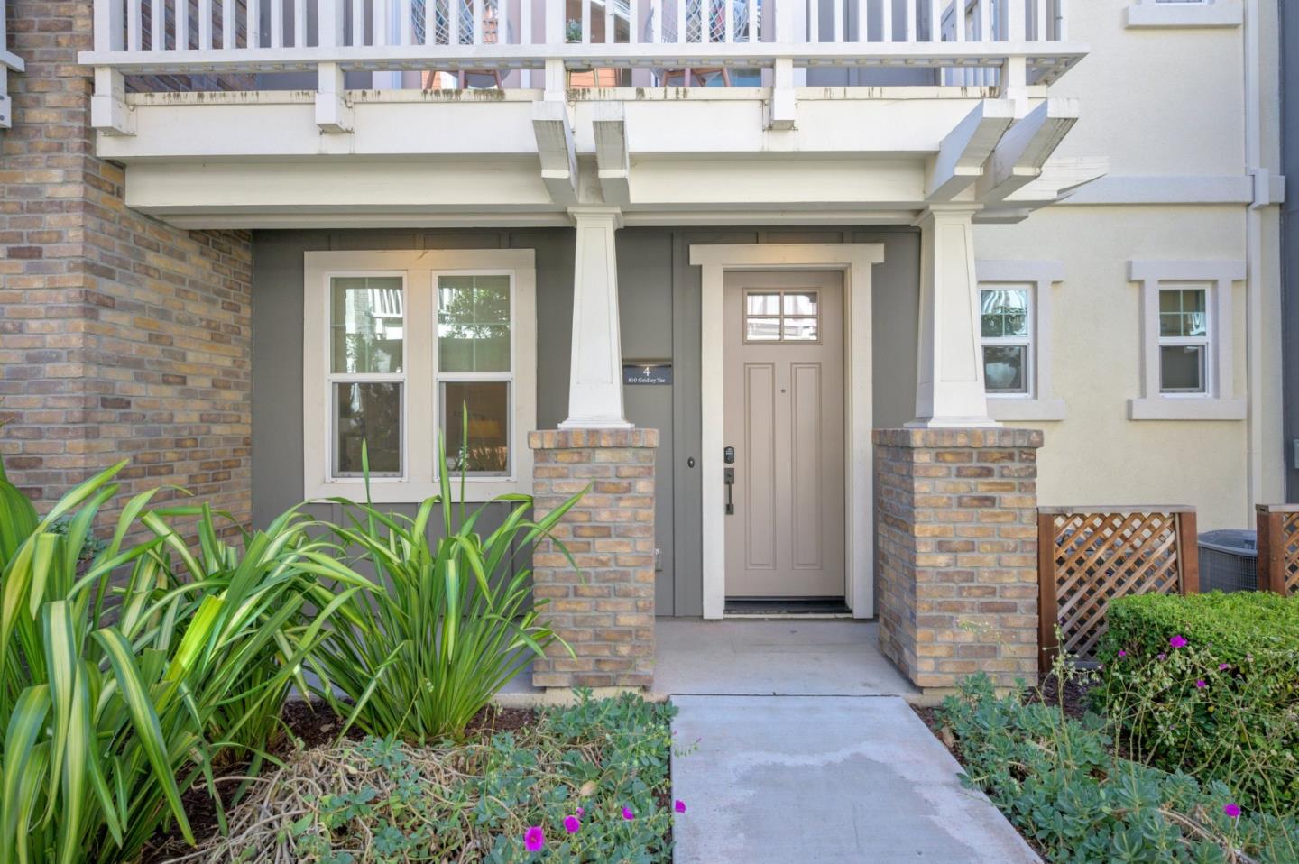 Detail Gallery Image 23 of 45 For 810 Gridley Ter #4,  Sunnyvale,  CA 94085 - 3 Beds | 2/2 Baths