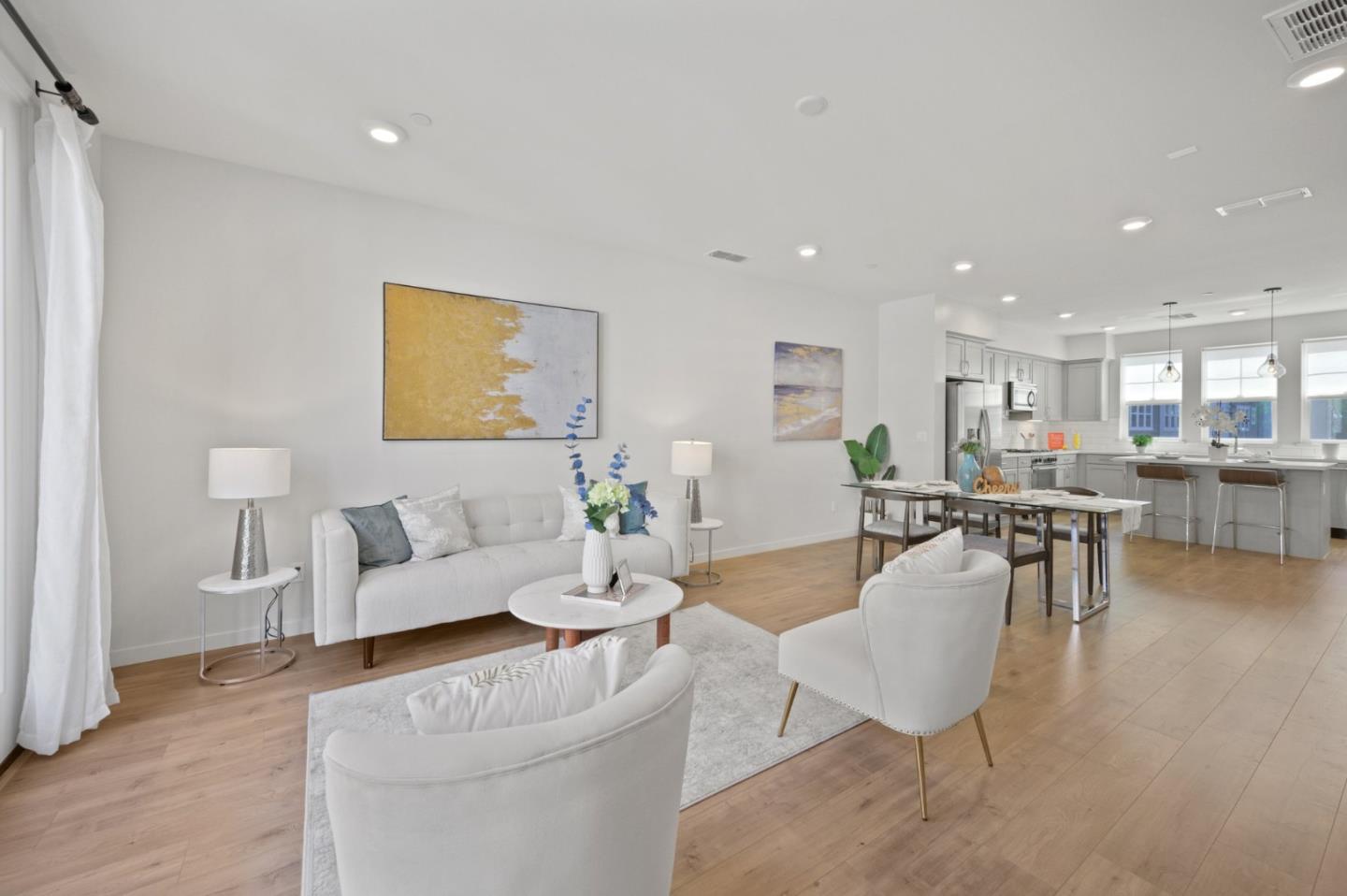 Detail Gallery Image 3 of 45 For 810 Gridley Ter #4,  Sunnyvale,  CA 94085 - 3 Beds | 2/2 Baths