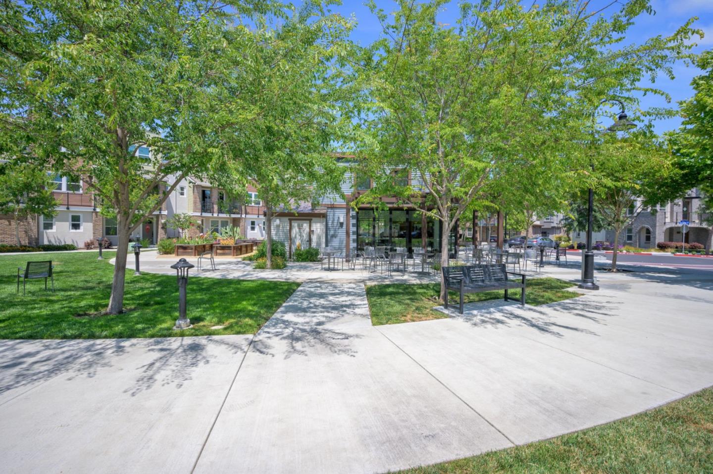 Detail Gallery Image 31 of 45 For 810 Gridley Ter #4,  Sunnyvale,  CA 94085 - 3 Beds | 2/2 Baths