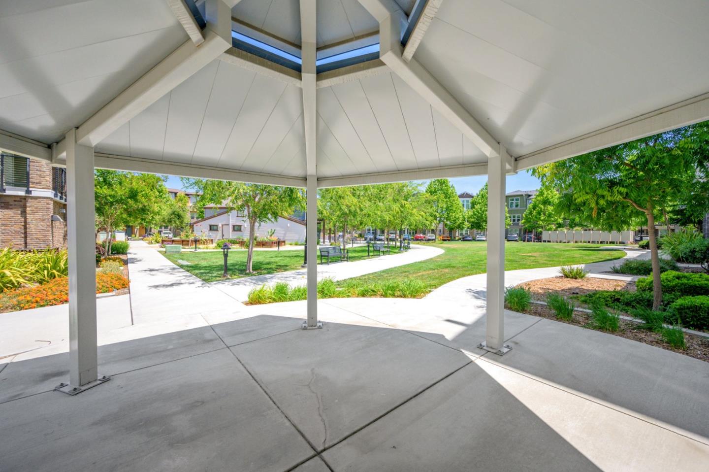 Detail Gallery Image 32 of 45 For 810 Gridley Ter #4,  Sunnyvale,  CA 94085 - 3 Beds | 2/2 Baths