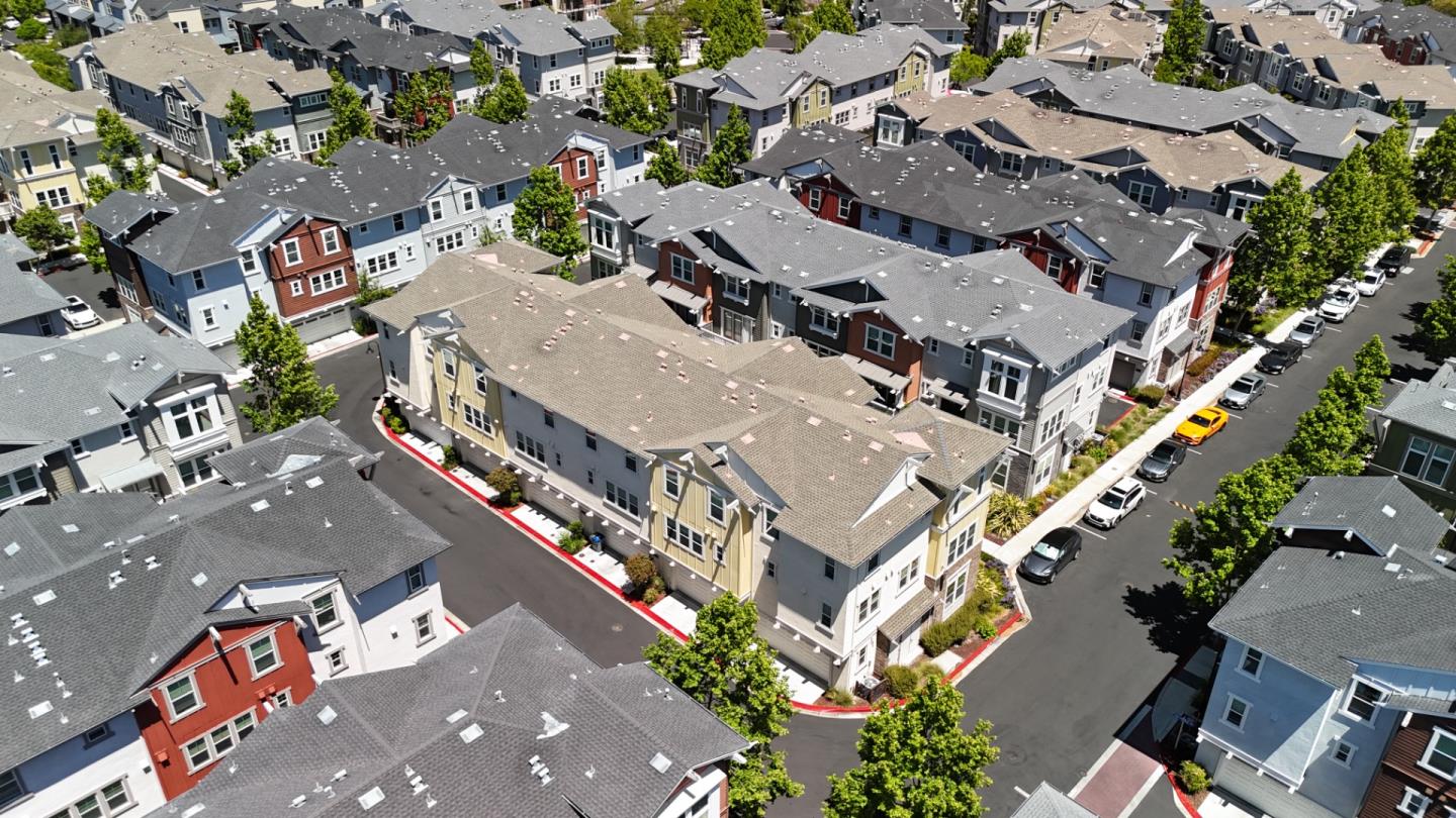Detail Gallery Image 37 of 45 For 810 Gridley Ter #4,  Sunnyvale,  CA 94085 - 3 Beds | 2/2 Baths