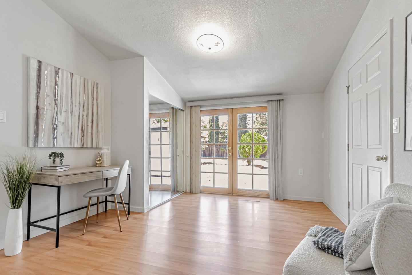 Detail Gallery Image 4 of 10 For 364 Curtner Ave, Campbell,  CA 95008 - 3 Beds | 2 Baths