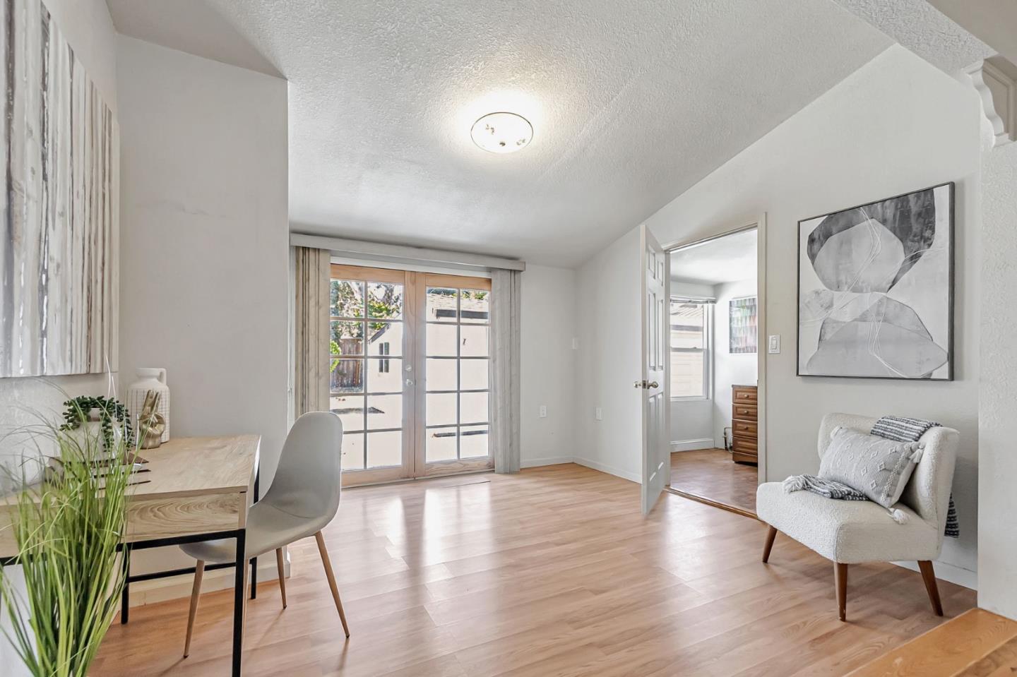 Detail Gallery Image 5 of 10 For 364 Curtner Ave, Campbell,  CA 95008 - 3 Beds | 2 Baths