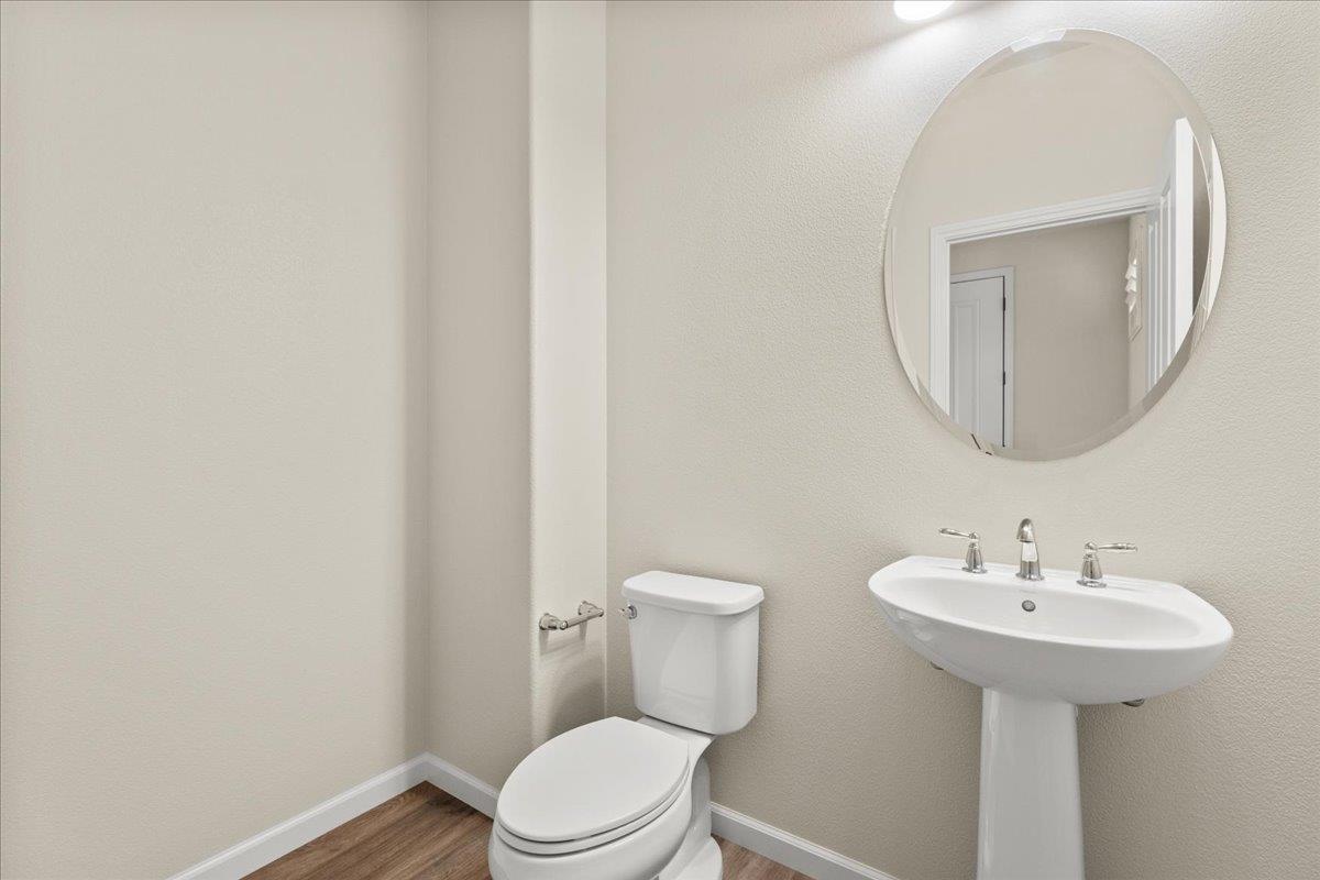 Detail Gallery Image 14 of 32 For 19330 Stonehenge Ln, Marina,  CA 93933 - 3 Beds | 2/1 Baths